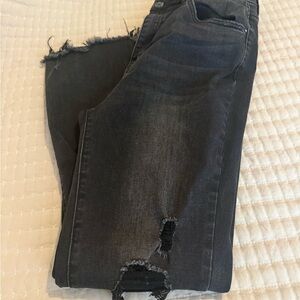 Edgy Charcoal Distressed Women's Cropped Jeans